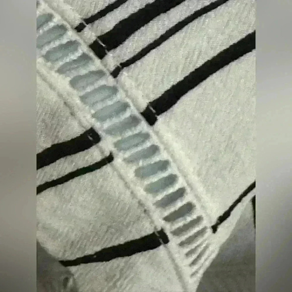 L.A. Hearts Striped Romper (R6) - Picture 5 of 10